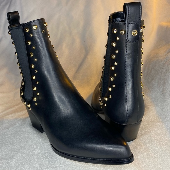 MICHAEL Michael Kors Shoes - NWOT Michael Kors Kinlee Aster Studded Leather Ankle Boot size 9